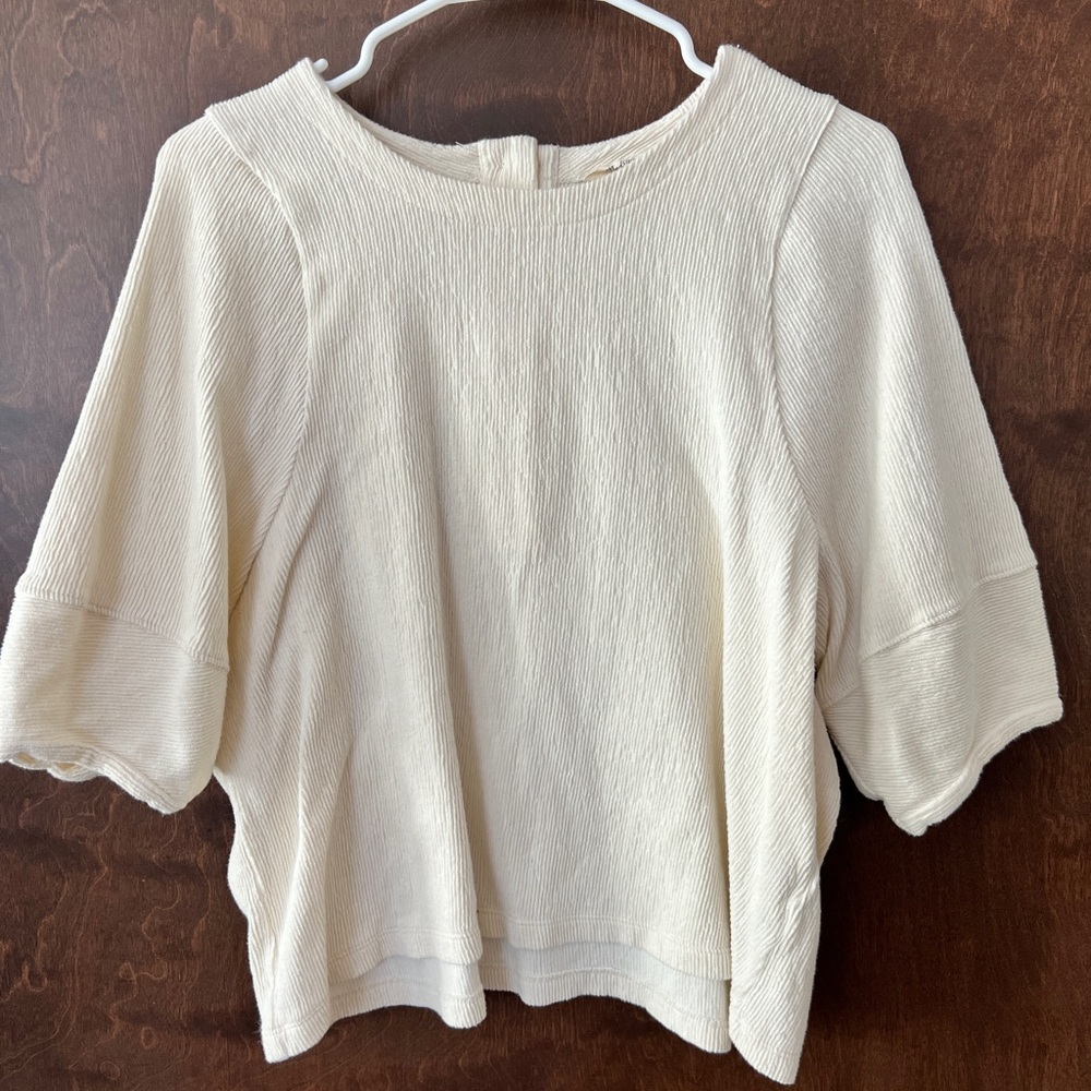 Madewell Textured Button Back Short Sleeve Top